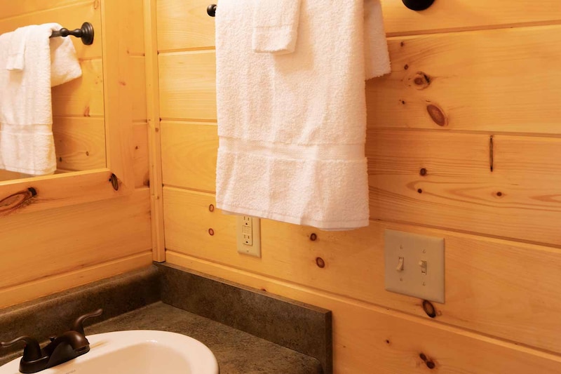 Hickory Forest Cabin-6